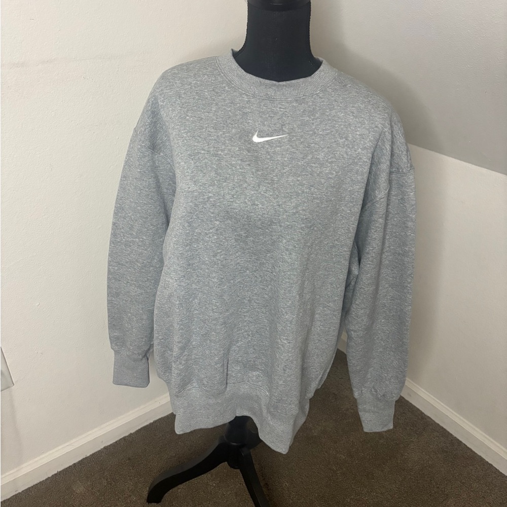 Nike Men's Heather Gray Crewneck Sweater